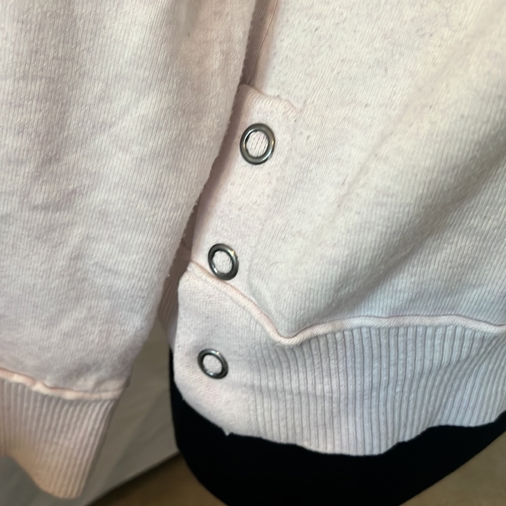 Sweater - Picture 3 of 6